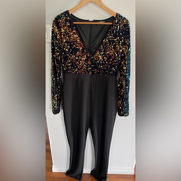 Super Fun Jumpsuit - Picture 2 of 8